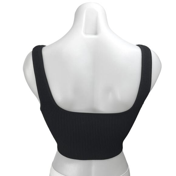 Aritzia Babaton Black Sculpt Rib Knit Sleeveless Crop Sweater Tank Top Size S - Picture 2 of 4